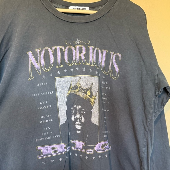 DAYDREAMER Women’s Notorious B.I.G Tee in Vintage Black Size Small - Picture 4 of 6